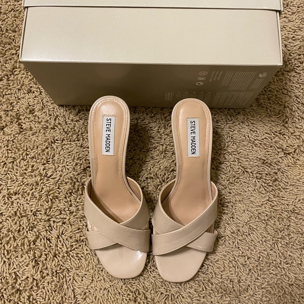Patent Leather Beige Low Heel Sandals